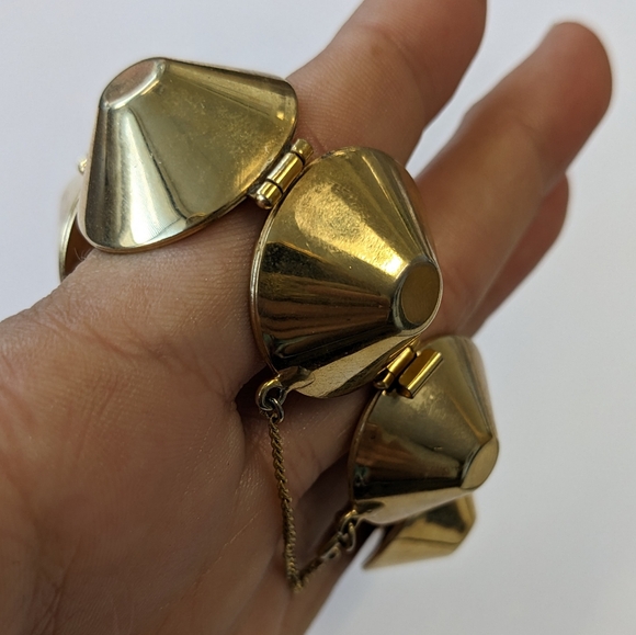 VTG GOLD TONE CHUNKY CONE BRACELET W/SECURITY CHAIN - Picture 5 of 14